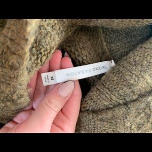 Turtle neck Long knit sweater.